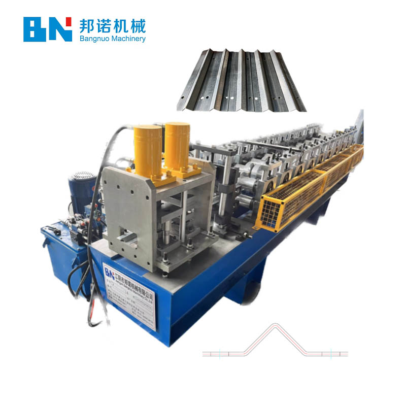 How does a metal fence post roll forming machine ensure high-quality finished products?